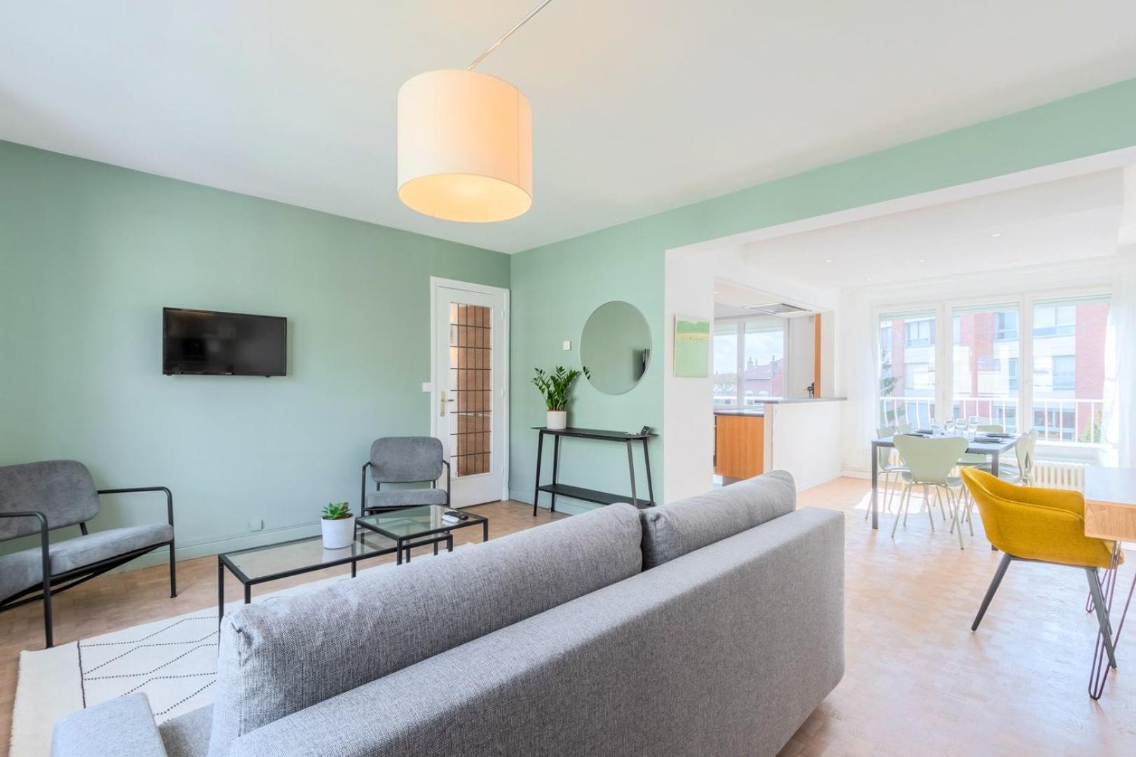 Functional 2 Bedroom Apartment Lille Exterior photo